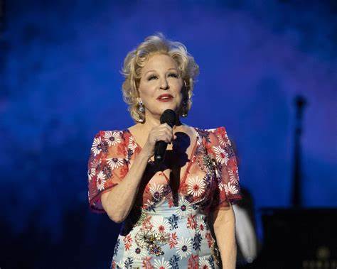 goosebumpmoment about song ‘from a distance’ by bette midler